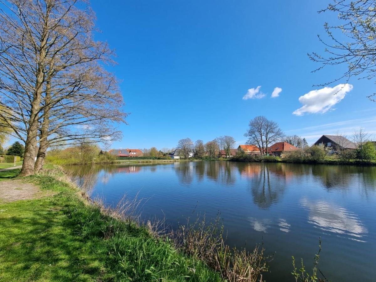 Ferienhaus Steuerbord Im Bootshaus Несмерзиль Экстерьер фото